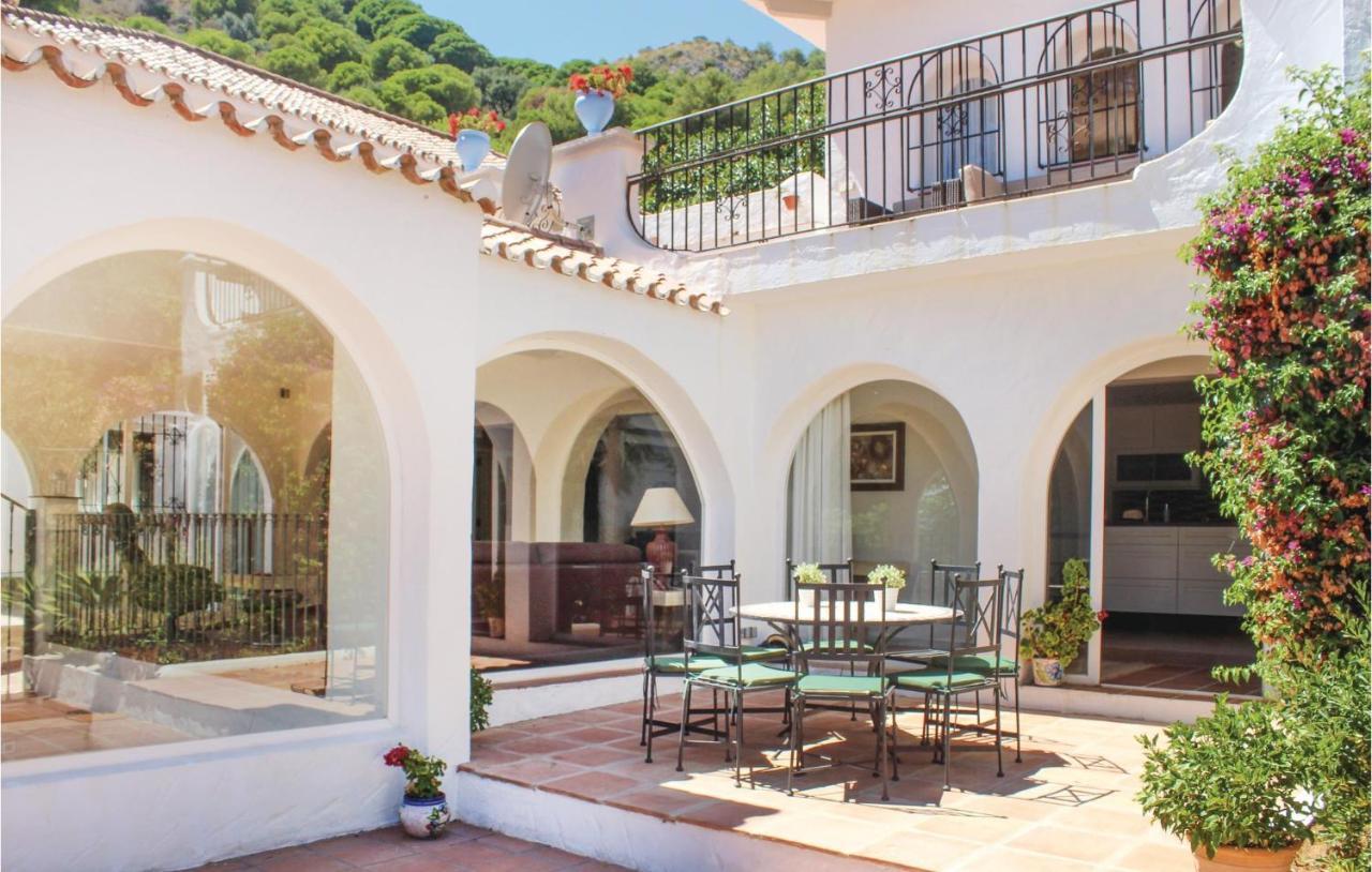 Nice Home In Ojen, Marbella With House Sea View المظهر الخارجي الصورة