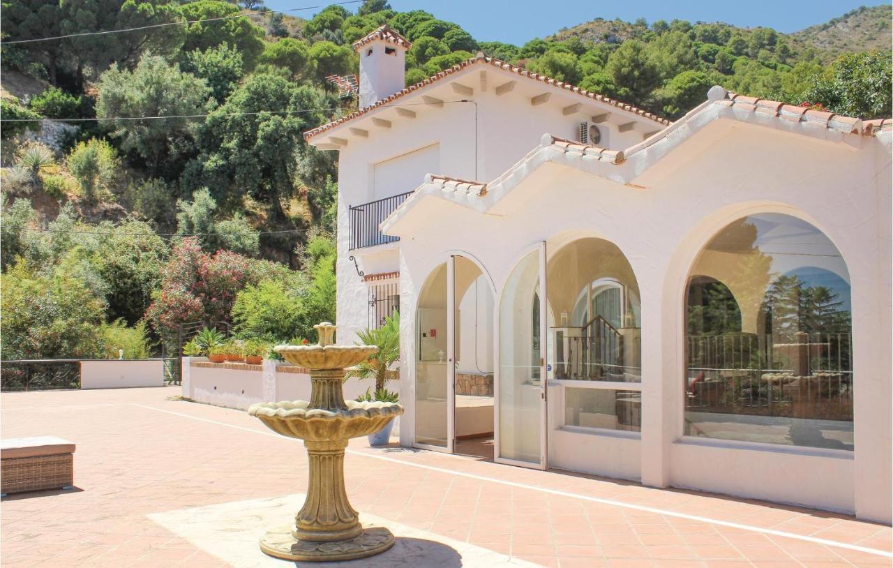 Nice Home In Ojen, Marbella With House Sea View المظهر الخارجي الصورة