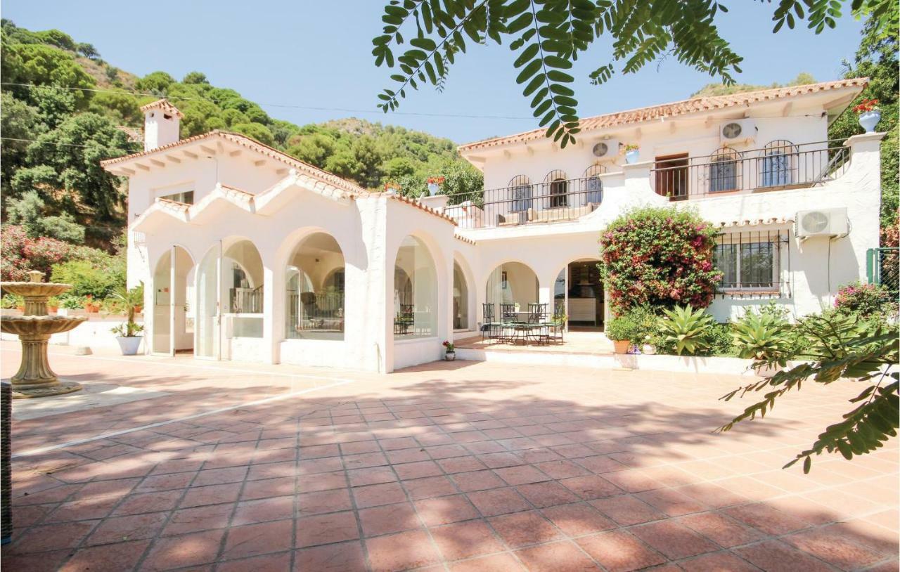 Nice Home In Ojen, Marbella With House Sea View المظهر الخارجي الصورة